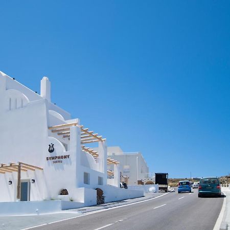 Symphony Suites Santorini Pyrgos Kallistis Exterior foto