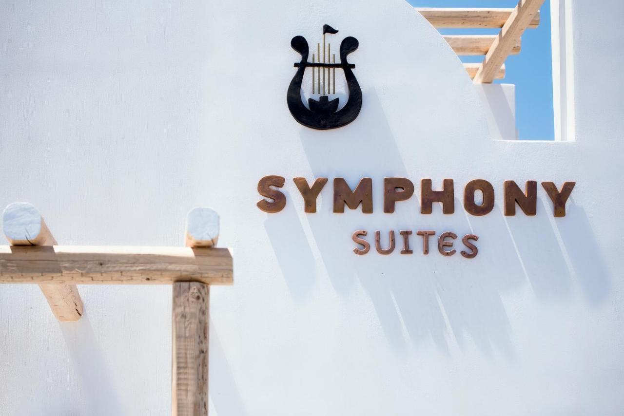 Symphony Suites Santorini Pyrgos Kallistis Exterior foto