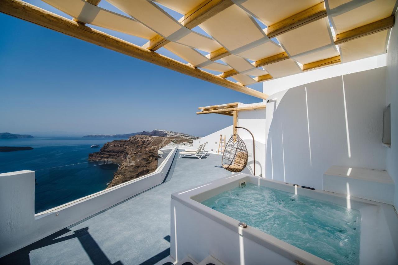 Symphony Suites Santorini Pyrgos Kallistis Exterior foto